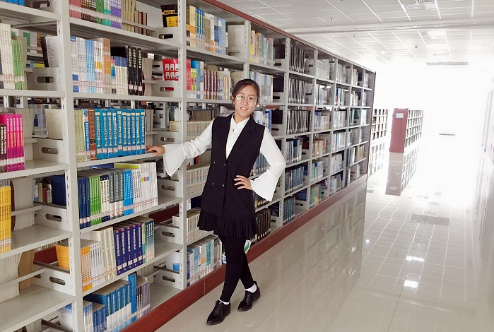 贾双5.jpg 贾双5.jpg